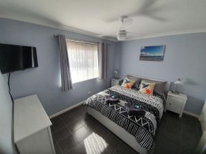 Ocean Beach Chalet 18 - Accommodation Bookings